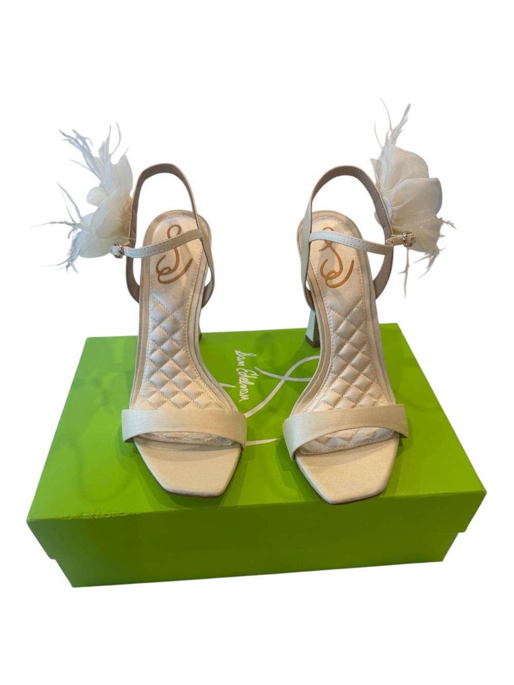 Sam Edelman Leana Pearl Ivory Silk Feather Flower Heeled Sandals Shoes Size 7